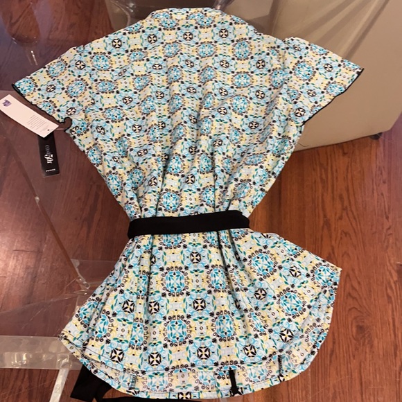 East 5th colorful tie blouse petite NWT - Picture 5 of 5